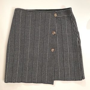 Houndstooth knit skirt
